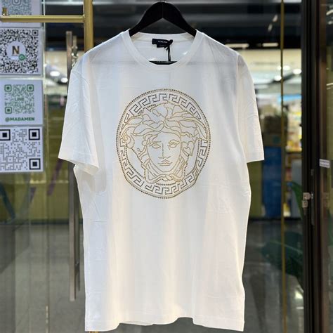 versace t shirt heren medusa|versace crystal medusa t shirt.